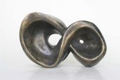 Thomas Reichstein, Unendlich (Andaman - Pantha Rei) Skulptur in Form einer liegenden Acht